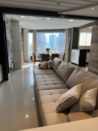 Imagem Apartamento com 3 Quartos à Venda, 118 m² em Centro - Balneário Camboriú