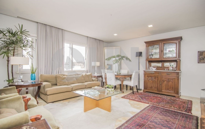 Apartamento com 3 Quartos à Venda, 98 m² em Moinhos De Vento - Porto Alegre