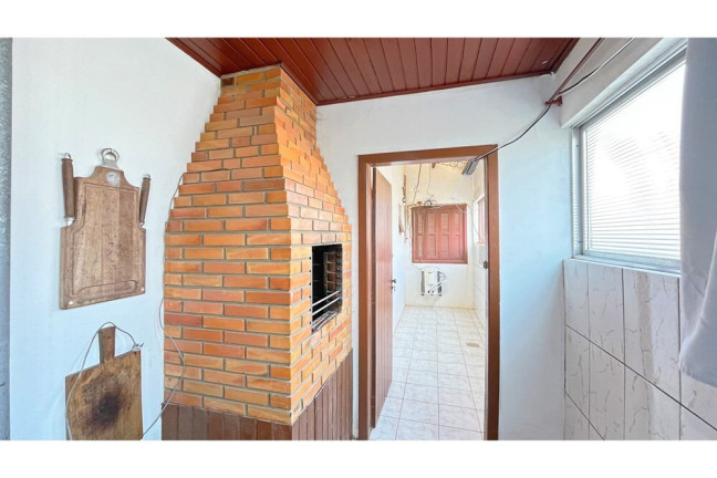 Imagem Casa com 3 Quartos à Venda, 368 m² em Ponta Grossa - Porto Alegre Imagem Casa com 3 Quartos à Venda, 368 m² em Ponta Grossa - Porto Alegre