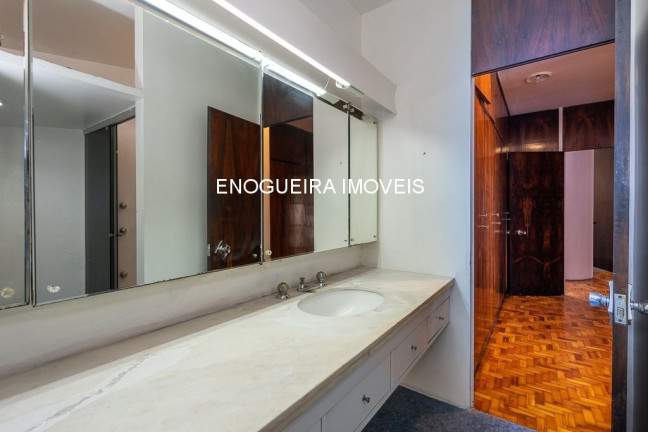 Imagem Apartamento com 3 Quartos à Venda, 194 m² em Cerqueira César - São Paulo Imagem Apartamento com 3 Quartos à Venda, 194 m² em Cerqueira César - São Paulo