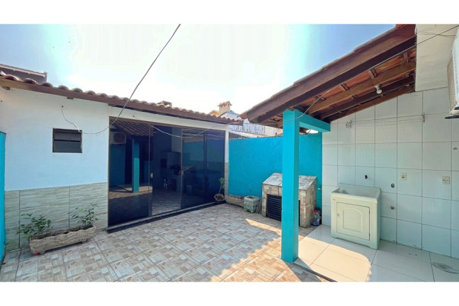 Imagem Casa com 2 Quartos à Venda, 125 m² em Hípica - Porto Alegre Imagem Casa com 2 Quartos à Venda, 125 m² em Hípica - Porto Alegre