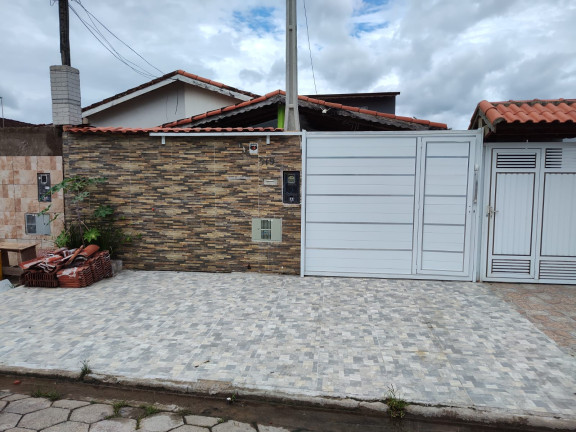 Imagem Casa com 4 Quartos à Venda, em Jardim Das Flores - Peruíbe Imagem Casa com 4 Quartos à Venda, em Jardim Das Flores - Peruíbe