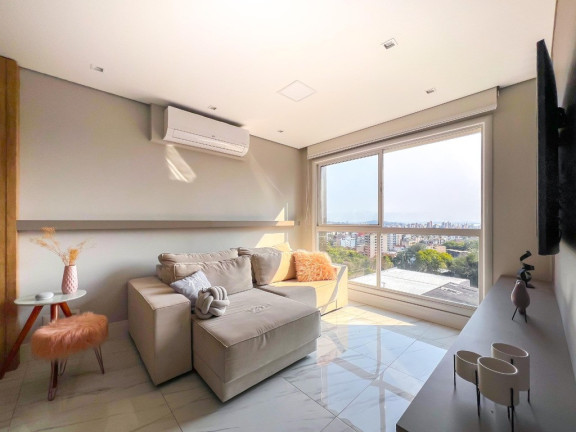 Imagem Imóvel com 1 Quarto à Venda,  em Petrópolis - Porto Alegre
