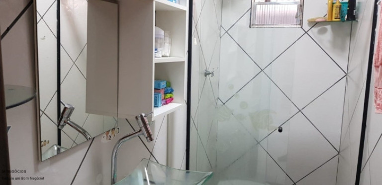 Imagem Casa com 4 Quartos à Venda, em Aponiã - Porto Velho Imagem Casa com 4 Quartos à Venda, em Aponiã - Porto Velho