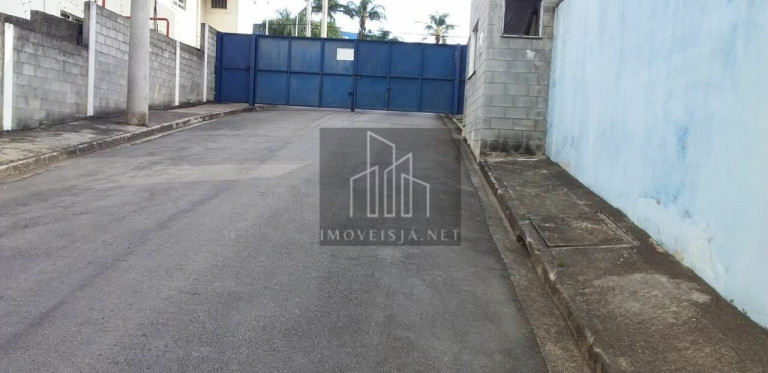 Imagem Imóvel Comercial para Alugar, 1.700 m² em Chácara Do Solar I (fazendinha) - Santana De Parnaíba Imagem Imóvel Comercial para Alugar, 1.700 m² em Chácara Do Solar I (fazendinha) - Santana De Parnaíba