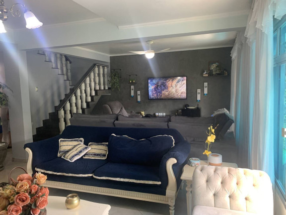 Imagem Casa com 3 Quartos à Venda, em Jardim Luso - São Paulo Imagem Casa com 3 Quartos à Venda, em Jardim Luso - São Paulo
