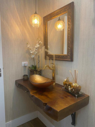 Imagem Casa com 3 Quartos à Venda, 243 m² em Santa Felicidade - Curitiba