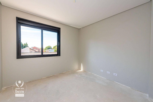 Imagem Sobrado com 3 Quartos à Venda, 187 m² em água Verde - Curitiba