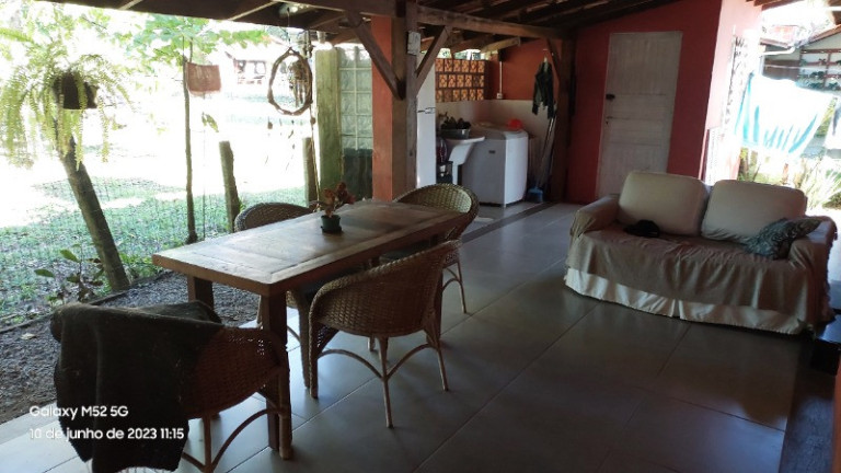 Imagem Sobrado com 2 Quartos à Venda, 100 m² em Praia Do Estaleiro - Balneário Camboriú