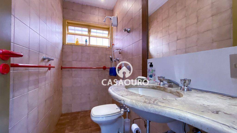 Imagem Casa com 4 Quartos à Venda, 283 m² em Serra - Belo Horizonte Imagem Casa com 4 Quartos à Venda, 283 m² em Serra - Belo Horizonte