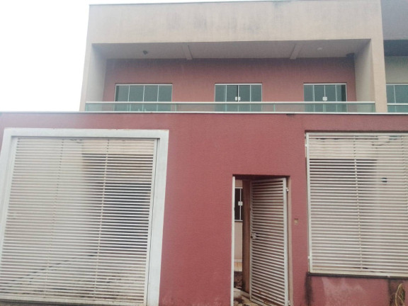 Imagem Sobrado com 3 Quartos para Alugar, em Arapongas Imagem Sobrado com 3 Quartos para Alugar, em Arapongas