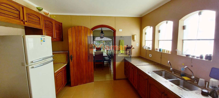 Imagem Casa com 4 Quartos à Venda, 306 m² em Jardim Virgínia - Guarujá Imagem Casa com 4 Quartos à Venda, 306 m² em Jardim Virgínia - Guarujá