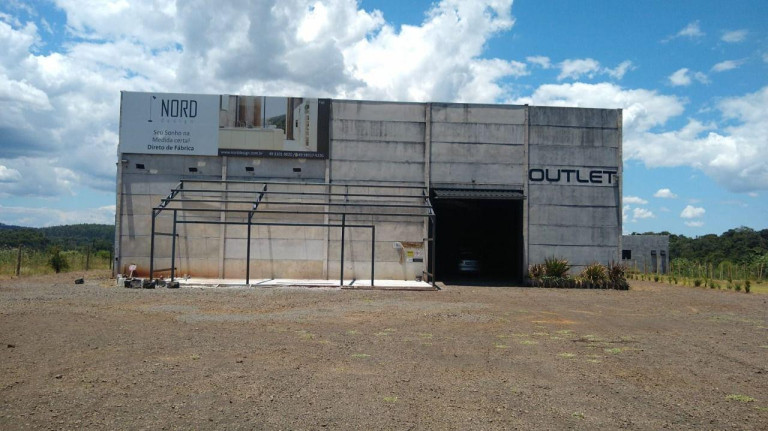 Imagem Imóvel Comercial à Venda, 1.500 m² em área Industrial - Planalto Alegre Imagem Imóvel Comercial à Venda, 1.500 m² em área Industrial - Planalto Alegre