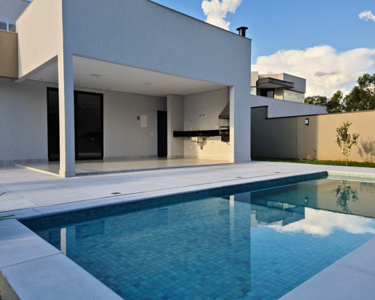 Imagem Casa com 5 Quartos à Venda, 348 m² em Medeiros - Jundiaí Imagem Casa com 5 Quartos à Venda, 348 m² em Medeiros - Jundiaí