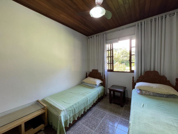 Imagem Casa com 3 Quartos à Venda, 160 m² em Vargem Grande - Teresópolis