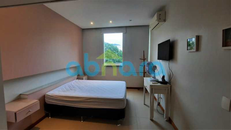 Imagem Apartamento com 3 Quartos à Venda, 155 m² em Copacabana - Rio De Janeiro