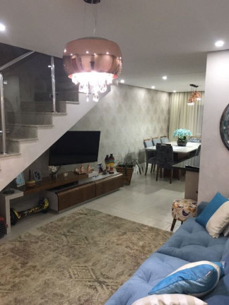 Sobrado com 4 Quartos à Venda, 156 m² em Parque Santa Rosa - Suzano