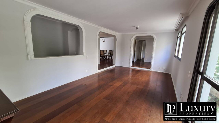 Imagem Apartamento com 2 Quartos à Venda, 135 m² em Real Parque - São Paulo Imagem Apartamento com 2 Quartos à Venda, 135 m² em Real Parque - São Paulo