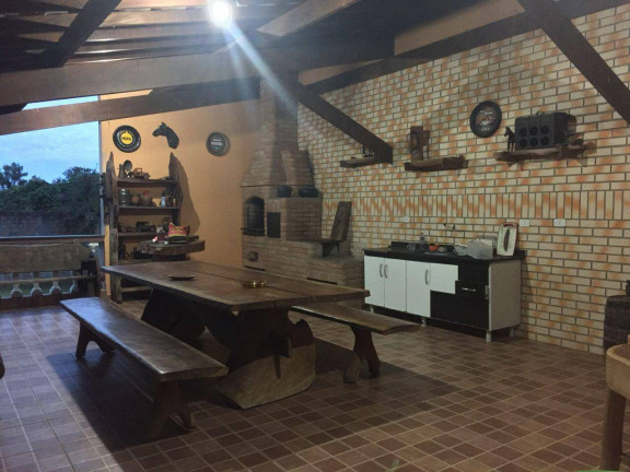 Imagem Casa com 3 Quartos à Venda, 700 m² em Boituva Imagem Casa com 3 Quartos à Venda, 700 m² em Boituva