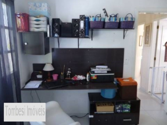 Imagem Sobrado com 3 Quartos à Venda, 150 m² em Jardim Itu - Porto Alegre