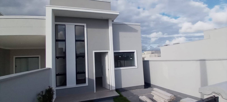 Casa com 2 Quartos à Venda,  em Bosque Da Mata - Tijucas