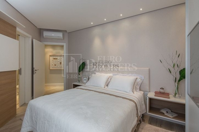 Imagem Apartamento com 4 Quartos à Venda, 215 m² em Balneário Santa Clara - Itajaí