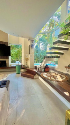 Imagem Casa com 3 Quartos à Venda, 230 m² em Itacorubi - Florianópolis Imagem Casa com 3 Quartos à Venda, 230 m² em Itacorubi - Florianópolis