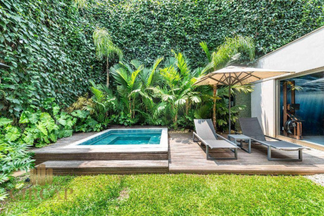 Imagem Casa com 3 Quartos à Venda, 628 m² em Alto De Pinheiros - São Paulo