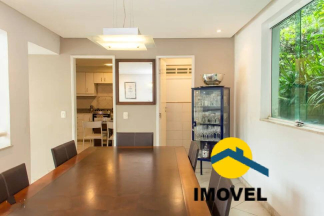 Imagem Casa com 4 Quartos à Venda, 550 m² em Itaipu - Niterói Imagem Casa com 4 Quartos à Venda, 550 m² em Itaipu - Niterói