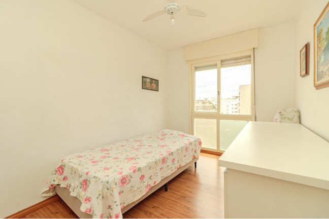 Imagem Imóvel com 2 Quartos à Venda, 74 m² em Passo Da Areia - Porto Alegre Imagem Imóvel com 2 Quartos à Venda, 74 m² em Passo Da Areia - Porto Alegre