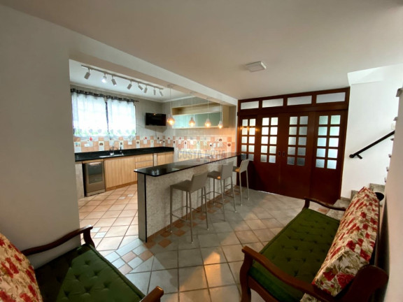Imagem Casa com 3 Quartos à Venda, 260 m² em Ponta Da Praia - Santos Imagem Casa com 3 Quartos à Venda, 260 m² em Ponta Da Praia - Santos