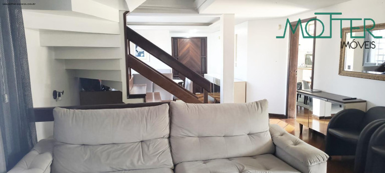 Imagem Casa com 4 Quartos à Venda, 213 m² em Capão Raso - Curitiba Imagem Casa com 4 Quartos à Venda, 213 m² em Capão Raso - Curitiba