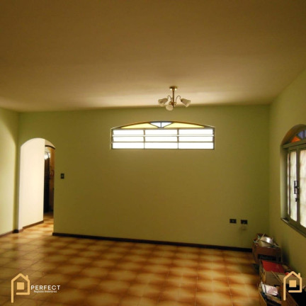 Imagem Casa com 3 Quartos à Venda, 212 m² em Centro - Taubaté Imagem Casa com 3 Quartos à Venda, 212 m² em Centro - Taubaté