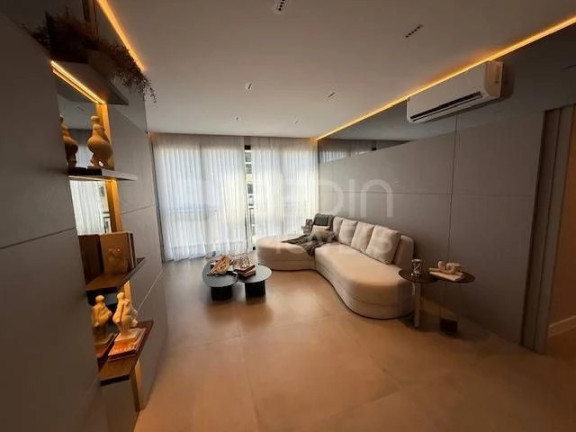 Imagem Apartamento com 4 Quartos à Venda, 149 m² em Centro - Balneário Camboriú Imagem Apartamento com 4 Quartos à Venda, 149 m² em Centro - Balneário Camboriú