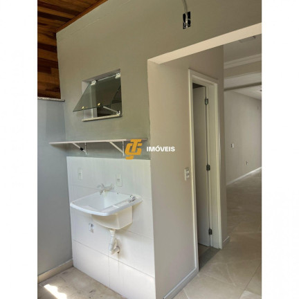 Imagem Sobrado com 2 Quartos à Venda, 64 m² em Areias - Camboriú Imagem Sobrado com 2 Quartos à Venda, 64 m² em Areias - Camboriú