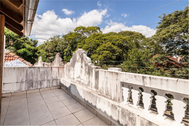 Imagem Casa com 3 Quartos à Venda, 123 m² em Menino Deus - Porto Alegre Imagem Casa com 3 Quartos à Venda, 123 m² em Menino Deus - Porto Alegre