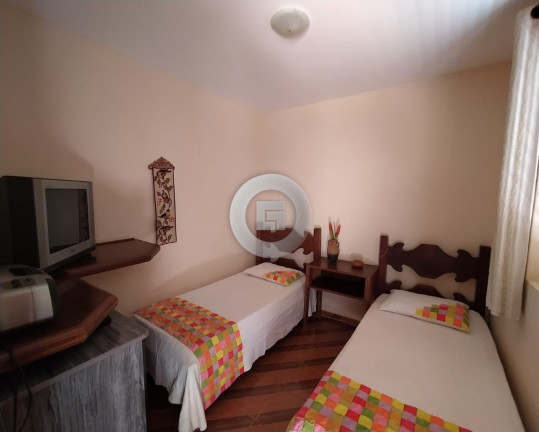Imagem Casa com 5 Quartos à Venda, 360 m² em Vila Mauricéia - Montes Claros