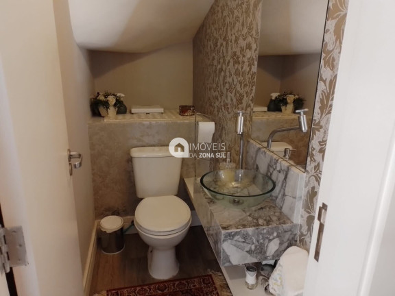 Imagem Casa com 3 Quartos à Venda, 180 m²
