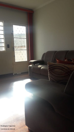 Imagem Casa com 3 Quartos à Venda, 145 m² em Jardim Campos Elísios - Poços De Caldas Imagem Casa com 3 Quartos à Venda, 145 m² em Jardim Campos Elísios - Poços De Caldas