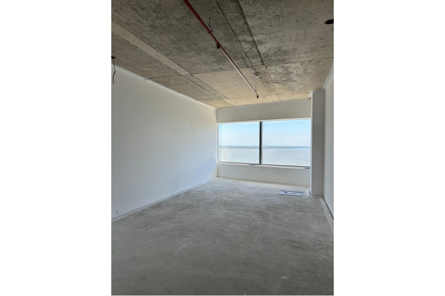 Sala Comercial à Venda, 37 m² em Cristal - Porto Alegre
