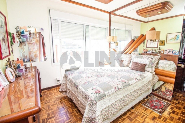 Imagem Apartamento com 3 Quartos à Venda, 108 m² em Moinhos De Vento - Porto Alegre Imagem Apartamento com 3 Quartos à Venda, 108 m² em Moinhos De Vento - Porto Alegre