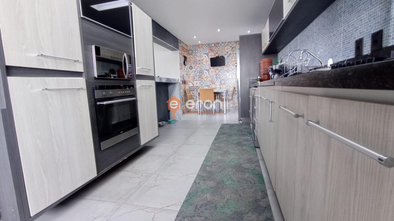 Imagem Apartamento com 3 Quartos à Venda, 158 m²