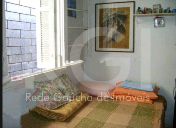 Imagem Casa com 4 Quartos à Venda, 190 m² em Menino Deus - Porto Alegre Imagem Casa com 4 Quartos à Venda, 190 m² em Menino Deus - Porto Alegre