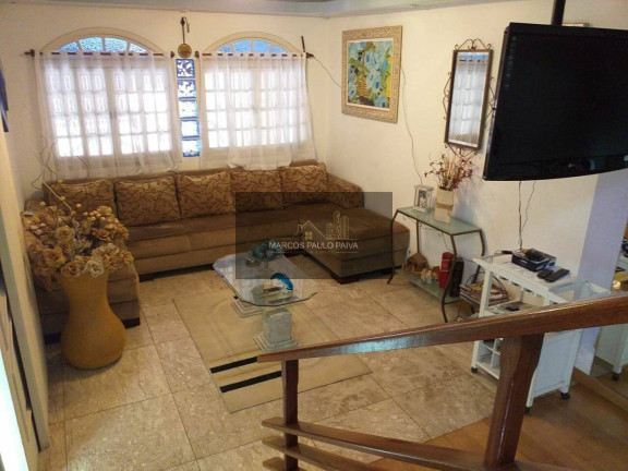 Imagem Casa com 3 Quartos à Venda, 550 m² em Vila Gustavo - São Paulo