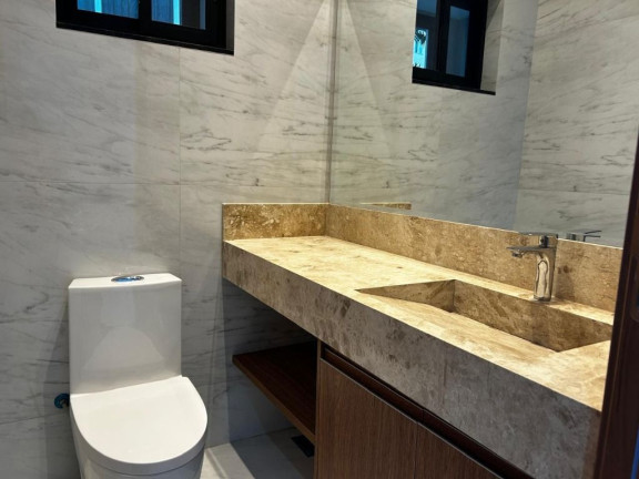 Imagem Sobrado com 4 Quartos à Venda, 270 m² em Condomínio Do Lago - Goiânia Imagem Sobrado com 4 Quartos à Venda, 270 m² em Condomínio Do Lago - Goiânia