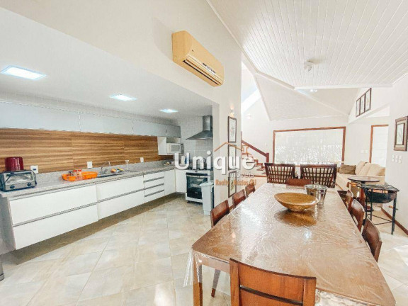 Imagem Casa com 4 Quartos à Venda, 240 m² em Manguinhos - Armação Dos Búzios Imagem Casa com 4 Quartos à Venda, 240 m² em Manguinhos - Armação Dos Búzios