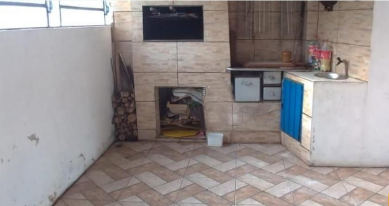 Imagem Casa com 6 Quartos à Venda, 190 m² em Camobi - - Santa Maria
