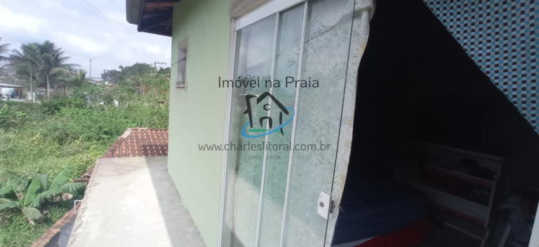 Imagem Casa com 4 Quartos à Venda, 211 m² em Praia Da Lagoinha - Ubatuba Imagem Casa com 4 Quartos à Venda, 211 m² em Praia Da Lagoinha - Ubatuba