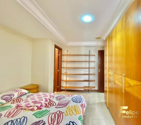 Imagem Imóvel com 4 Quartos à Venda, 180 m² em Centro - Guarapari