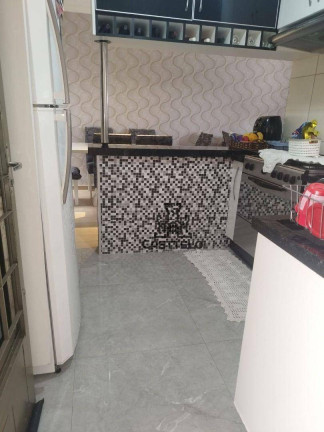 Imagem Casa com 2 Quartos à Venda, 190 m² em Columbia - Londrina